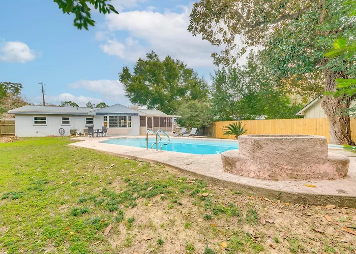Foosball Games & Al Fresco Dining: Home! * Pensacola